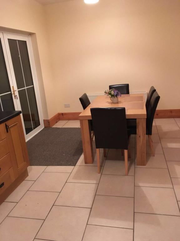 Cois Chnoic Villa Dingle Eksteriør bilde